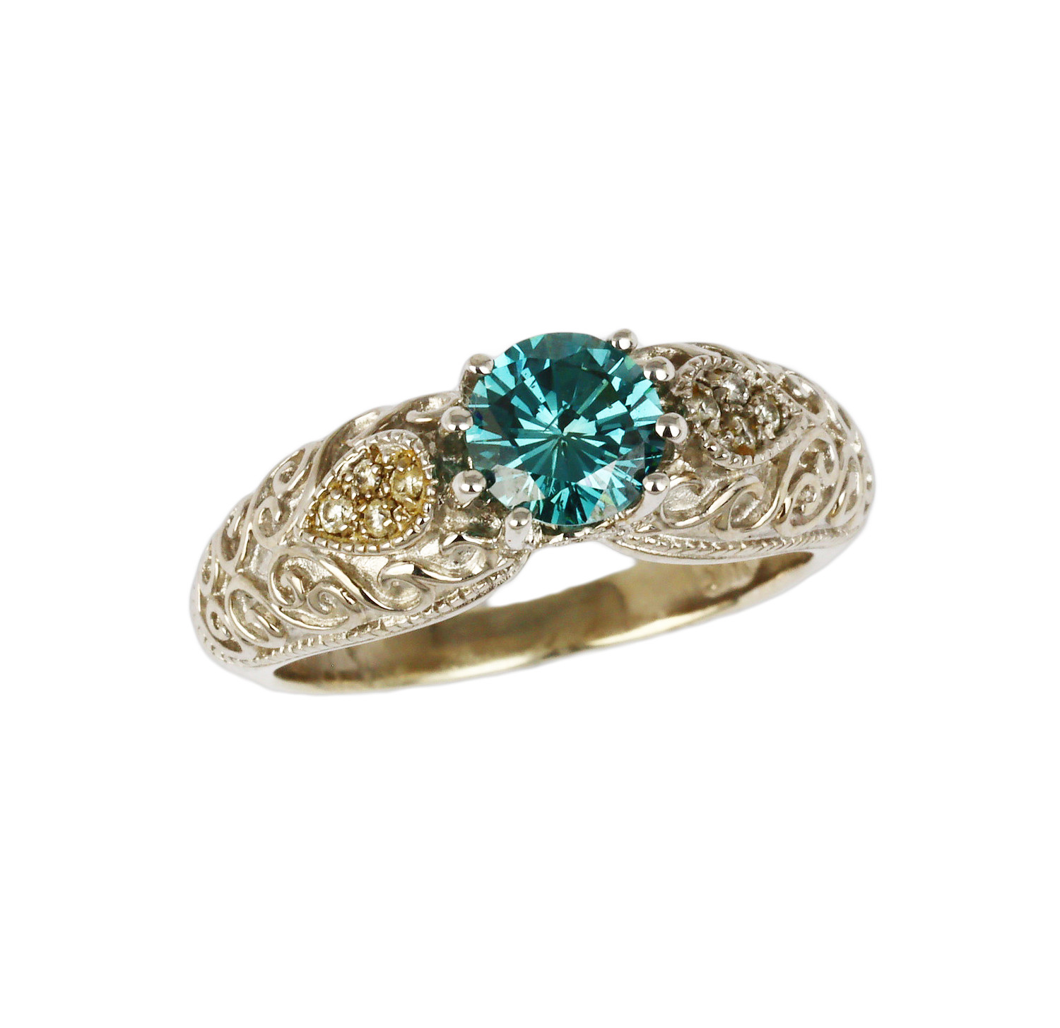 Featured image of this Women’s 14k White Gold Diamond Ring Size 5.25