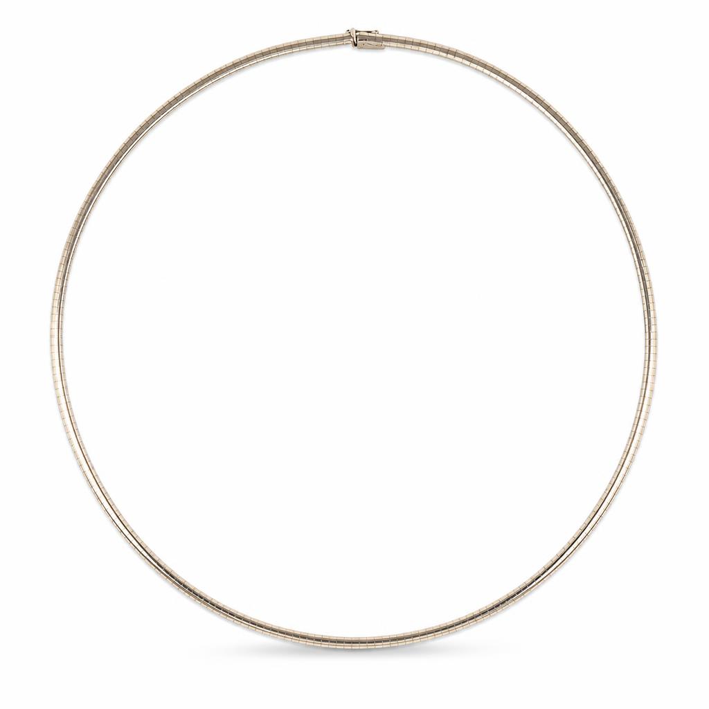 Featured image of this Women’s 14k White Gold Omega Chain Necklace