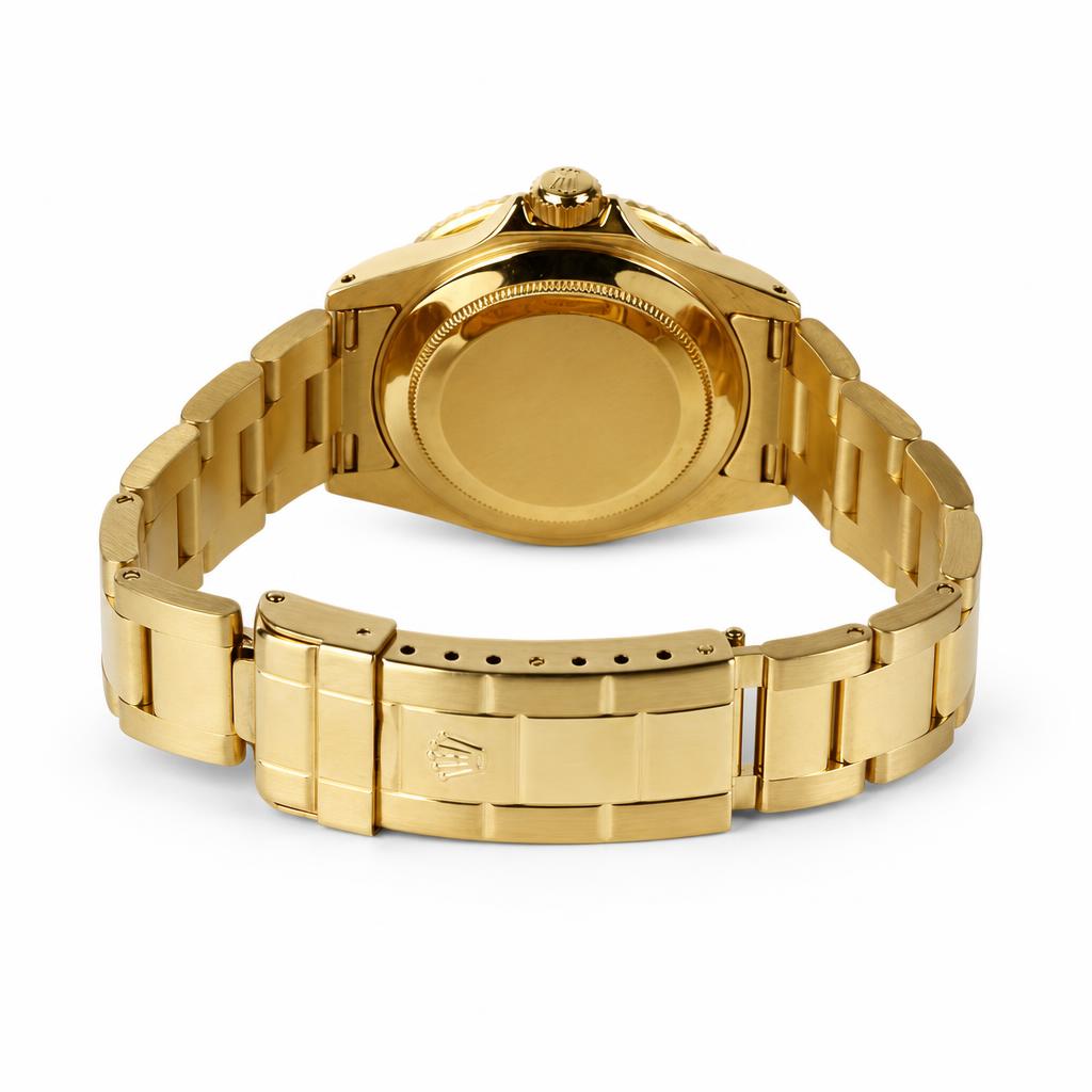 Gallery image of this 18k Yellow Gold Submariner Rolex Wristwatch – 40mm Case