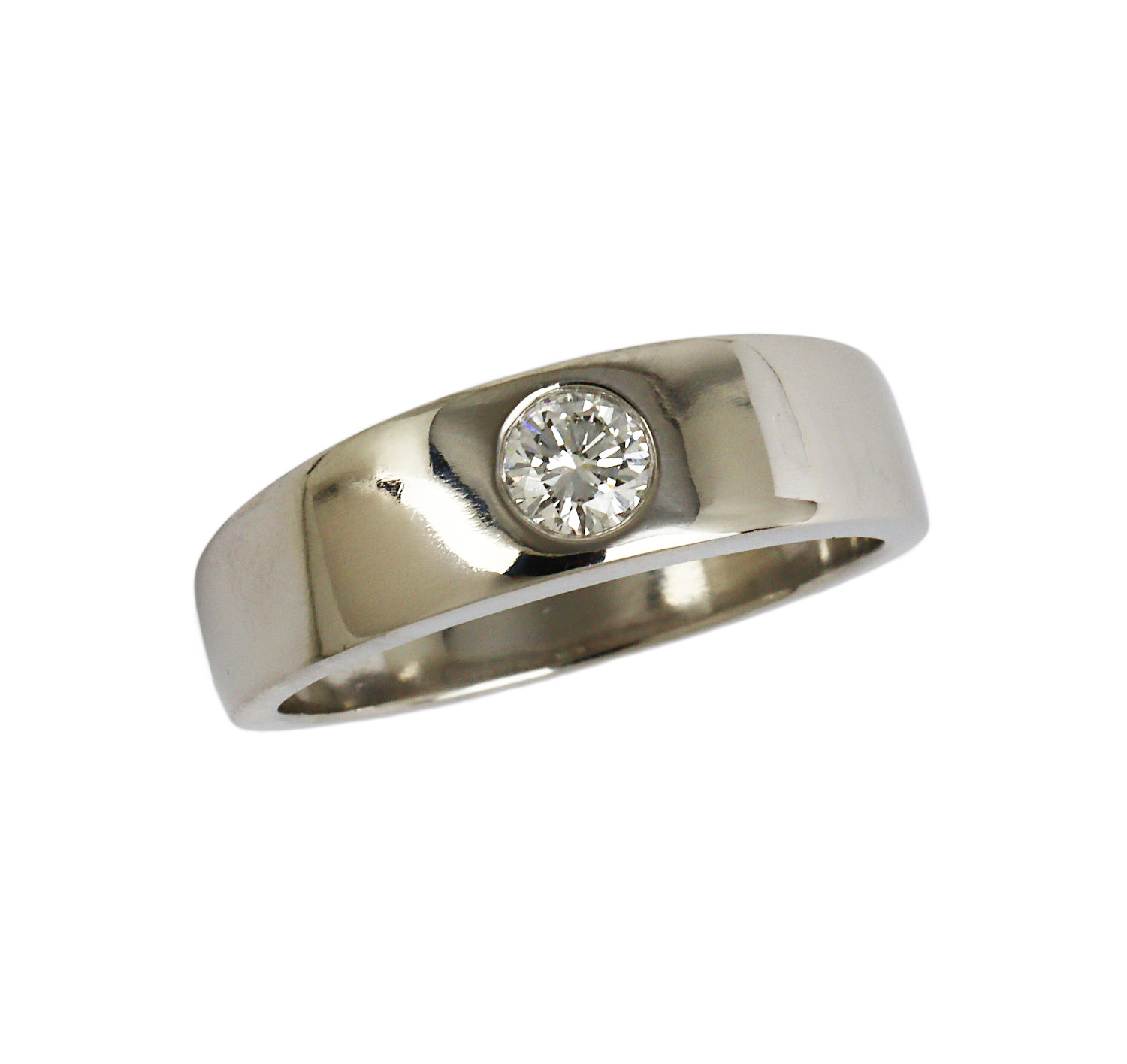 Featured image of this Men’s Platinum Diamond Ring Size 10.75