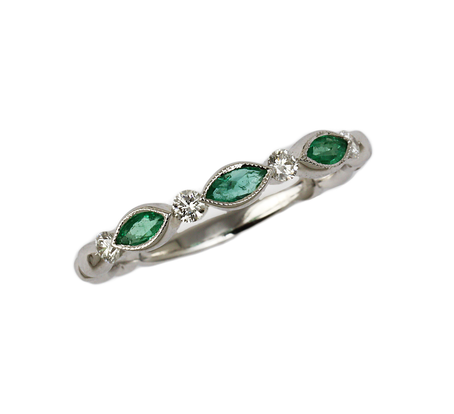 Featured image of this Fischer Women’s 14k White Gold Diamond, Emerald Ring Size 6.75