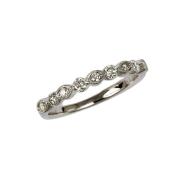 Featured image of this Fischer Women’s 14k White Gold Diamond Ring Size 7
