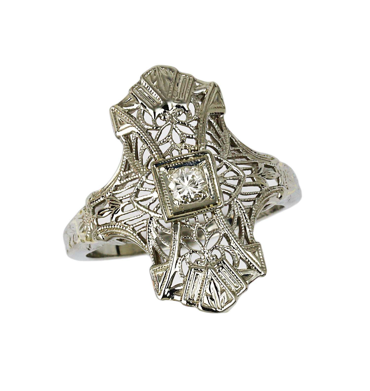 Featured image of this Women’s 14k White Gold Diamond Ring Size 6