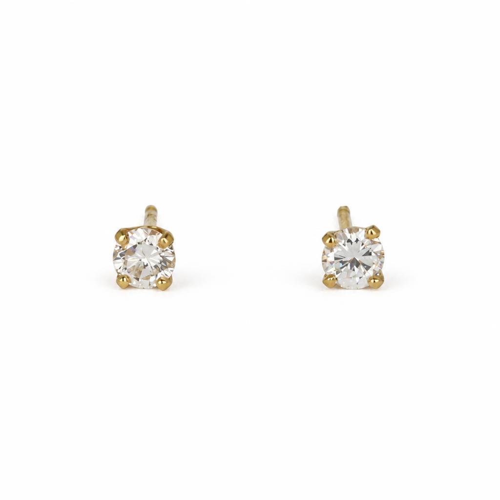Featured image of this Women’s 14k Yellow Gold Diamond Stud Earrings