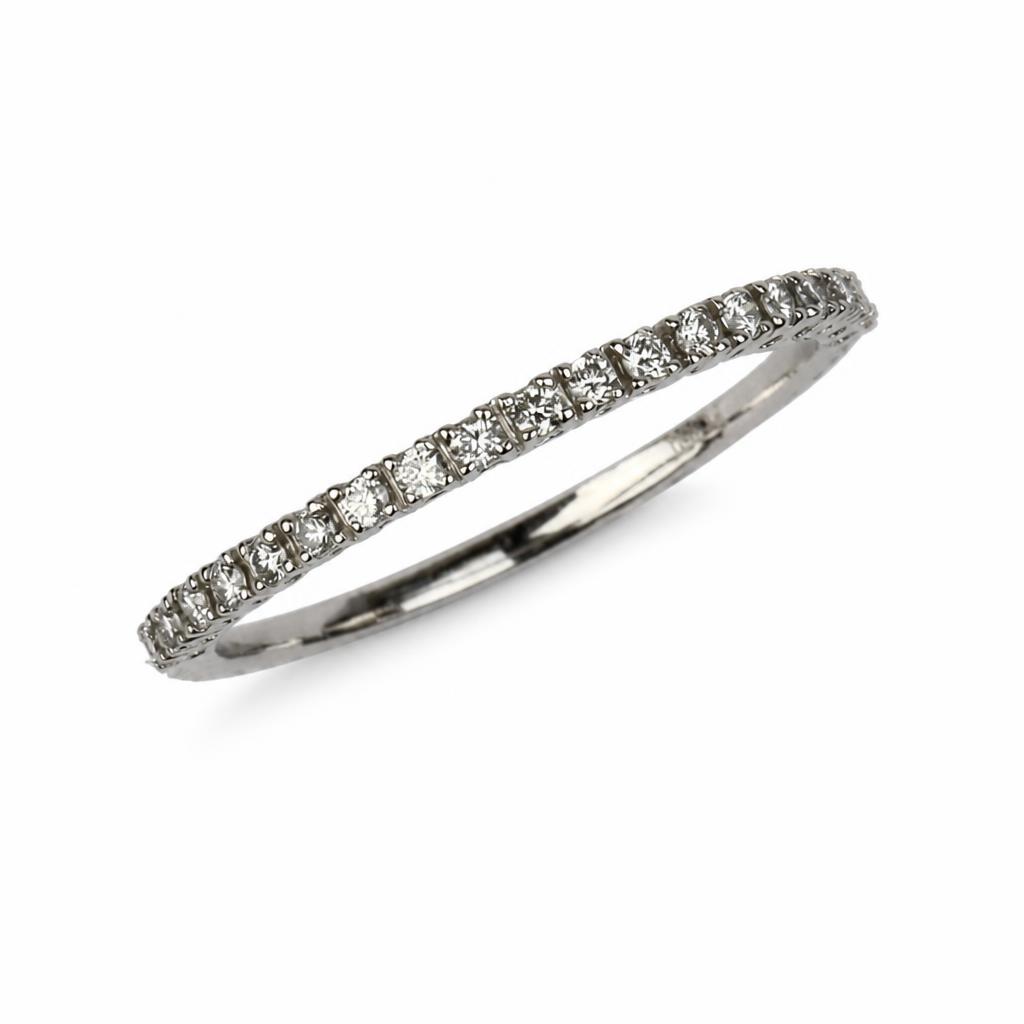 Featured image of this Women’s Platinum Diamond Ring Size 6.5