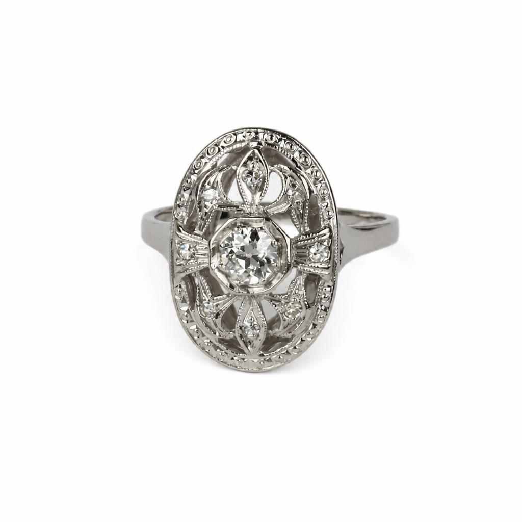 Gallery image of this Women’s Vintage 14k White Gold Diamond Ring Size 8.25