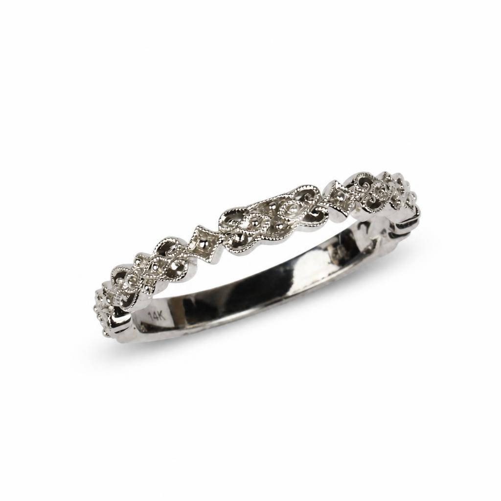 Featured image of this Women’s 14k White Gold Milgrain Ring Size 6.5
