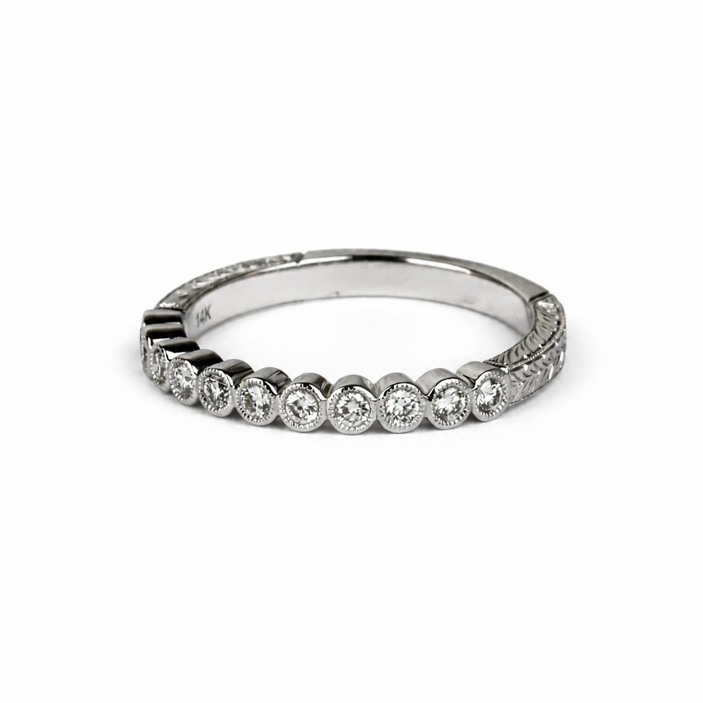 Gallery image of this Women’s 14k White Gold Ring with 0.22ct TDW Diamond Size 6.5