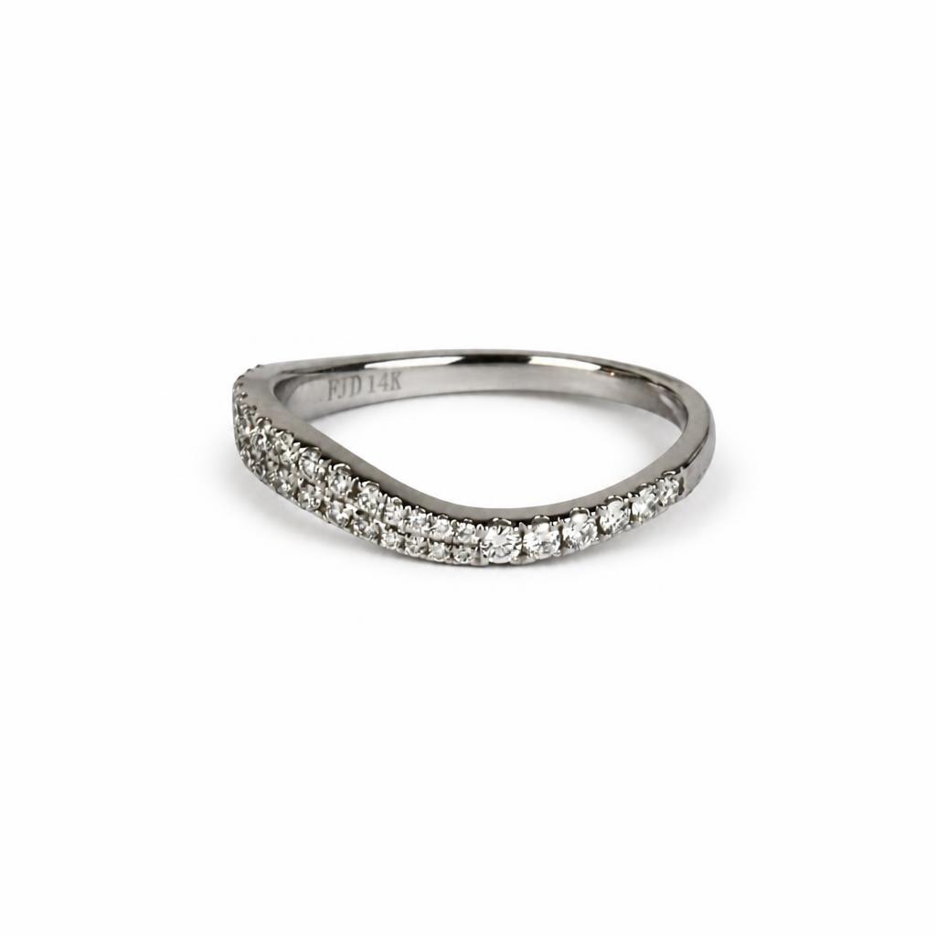 Gallery image of this Fischer Women’s 14k White Gold Ring with 0.31ct TDW Diamond Size 6