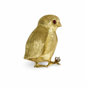 Featured image of this Women’s 18k Yellow Gold Baby Bird Brooch with Ruby and 0.05ct Diamond