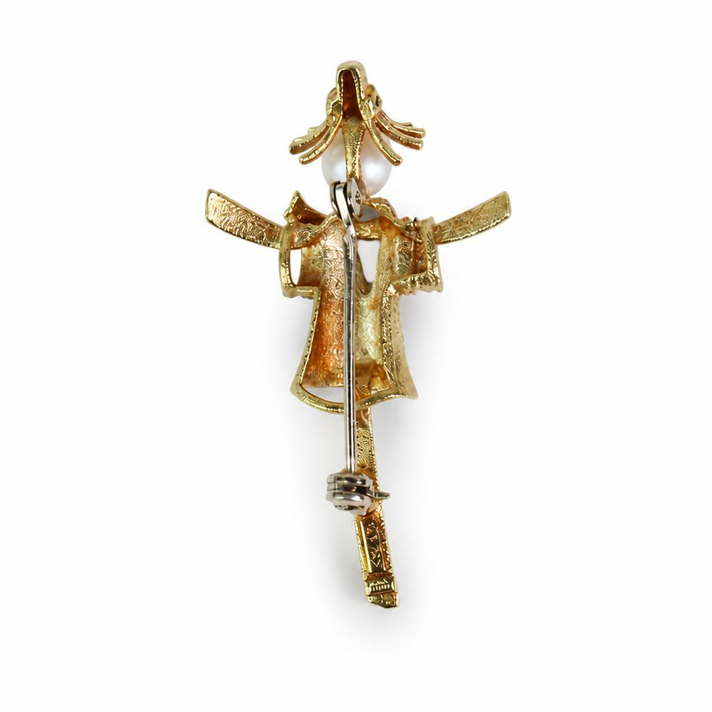 Gallery image of this Women’s 14k Yellow Gold Scarecrow Brooch with Pearl
