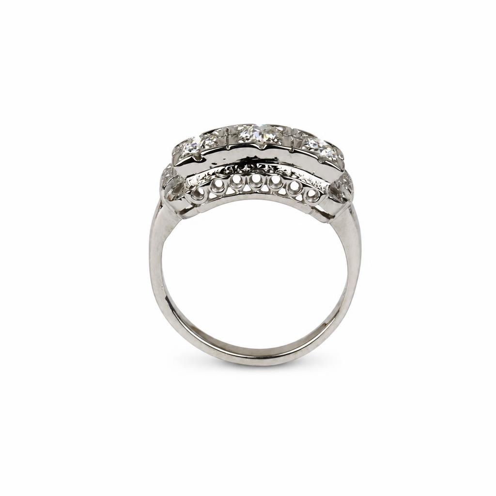 Gallery image of this Women’s Vintage 14k White Gold Ring with 0.75ct TDW Diamond Size 6.75