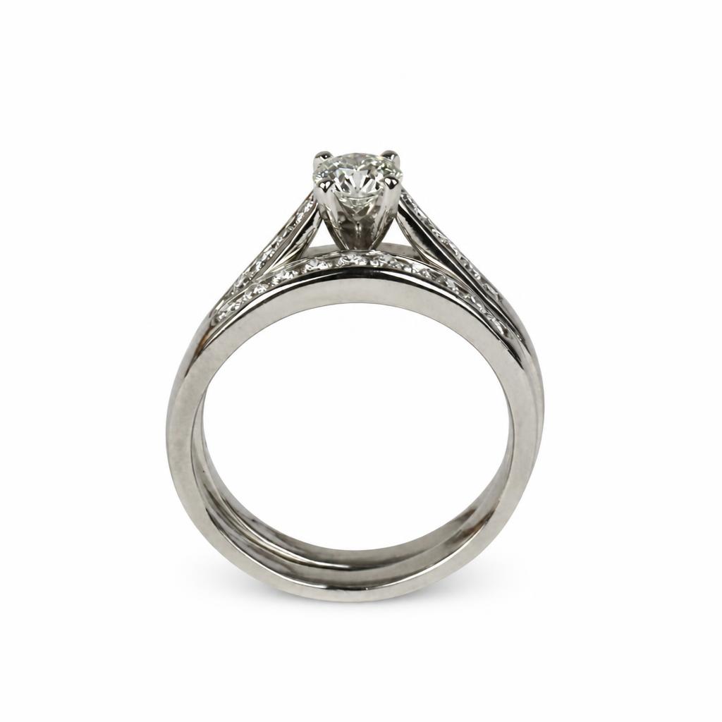 Gallery image of this Women’s Platinum Bridal Ring Set EGL Certified with 0.50ct Round Brilliant Cut Diamond G/VS1 Size 8.5