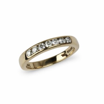 Featured image of this Unisex 14k Yellow Gold Ring with 0.50ct TDW Diamond Size 8