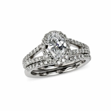 Featured image of this Women’s 14k White Gold Bridal Ring Set GIA Certified with 1.20ct Oval Diamond D/SI1 Size 6.5