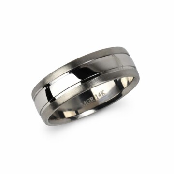 Featured image of this Men’s 14k White Gold Band Ring Size 10
