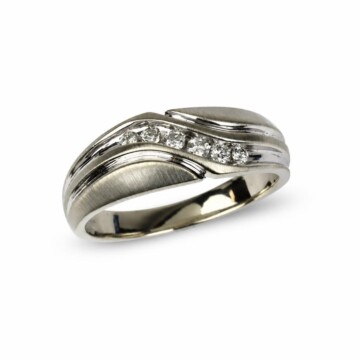 Featured image of this Men’s 14k White Gold Ring with 0.25ct TDW Diamond Size 11