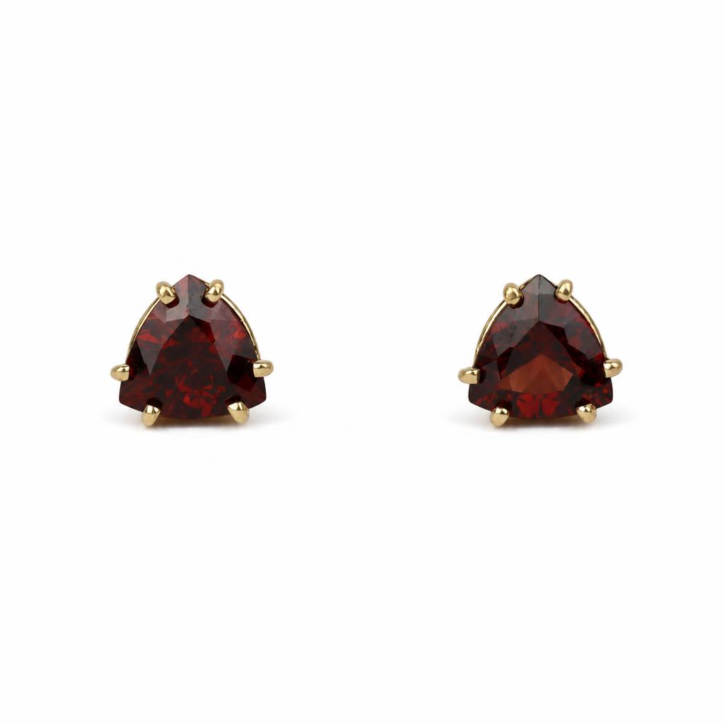 Featured image of this Women’s 14k Yellow Gold 8mm Stud Earrings with Garnet