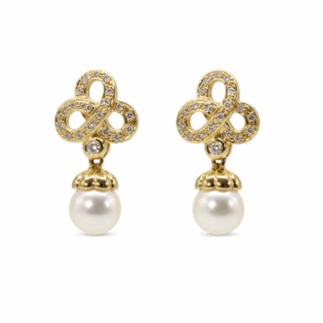 Featured image of this Women’s 14k Yellow Gold Dangle Earrings with 0.25ct TDW Diamond and Pearl
