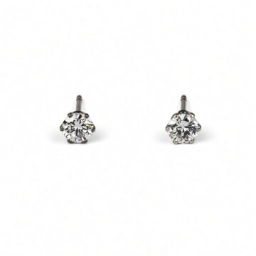 Featured image of this Women’s 14k White Gold 5mm Stud Earrings with 0.90ct TDW Diamond