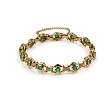 Featured image of this Women’s 14k Yellow Gold Diamond, Emerald Link Bracelet