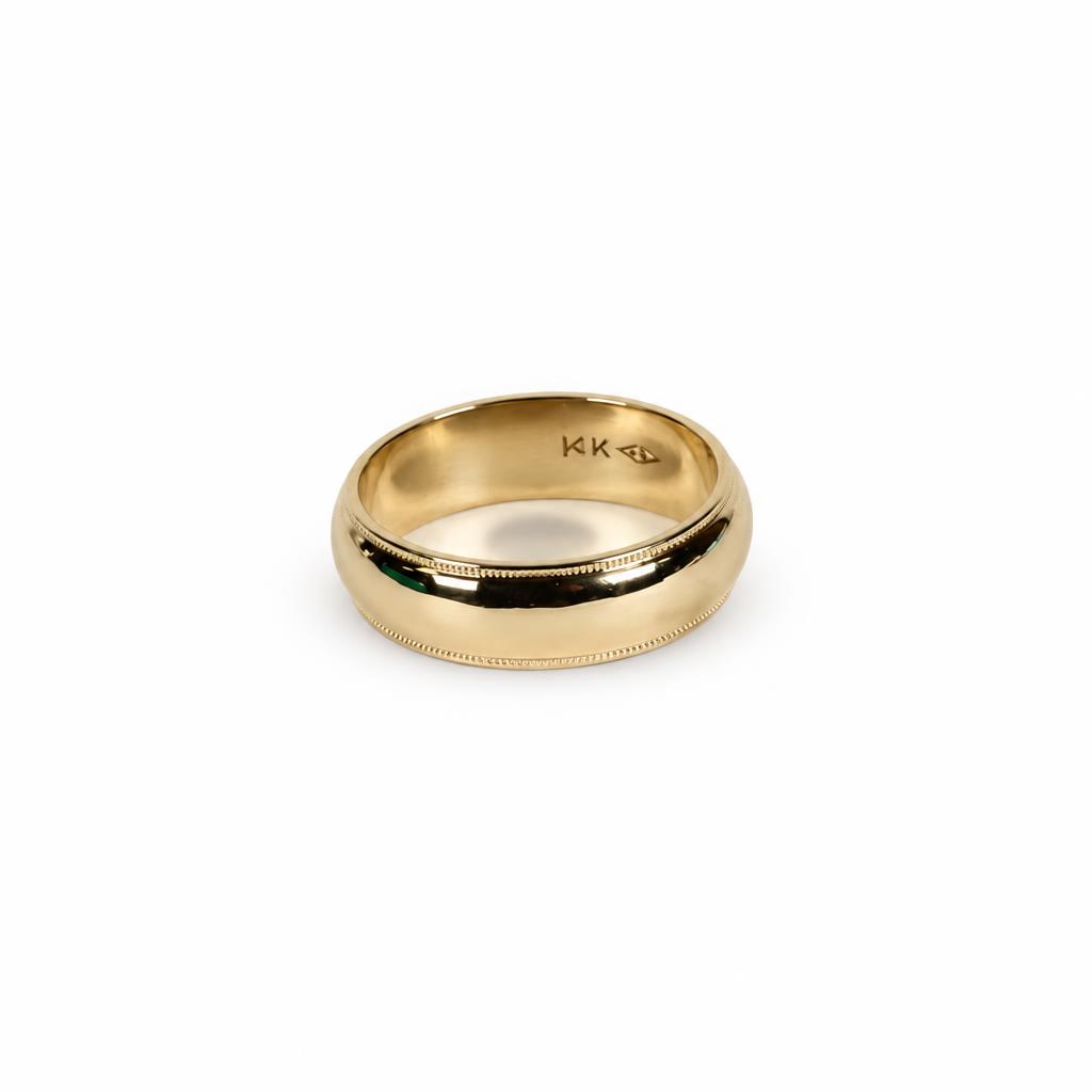 Gallery image of this Men’s 14k Yellow Gold Band Ring Size 11