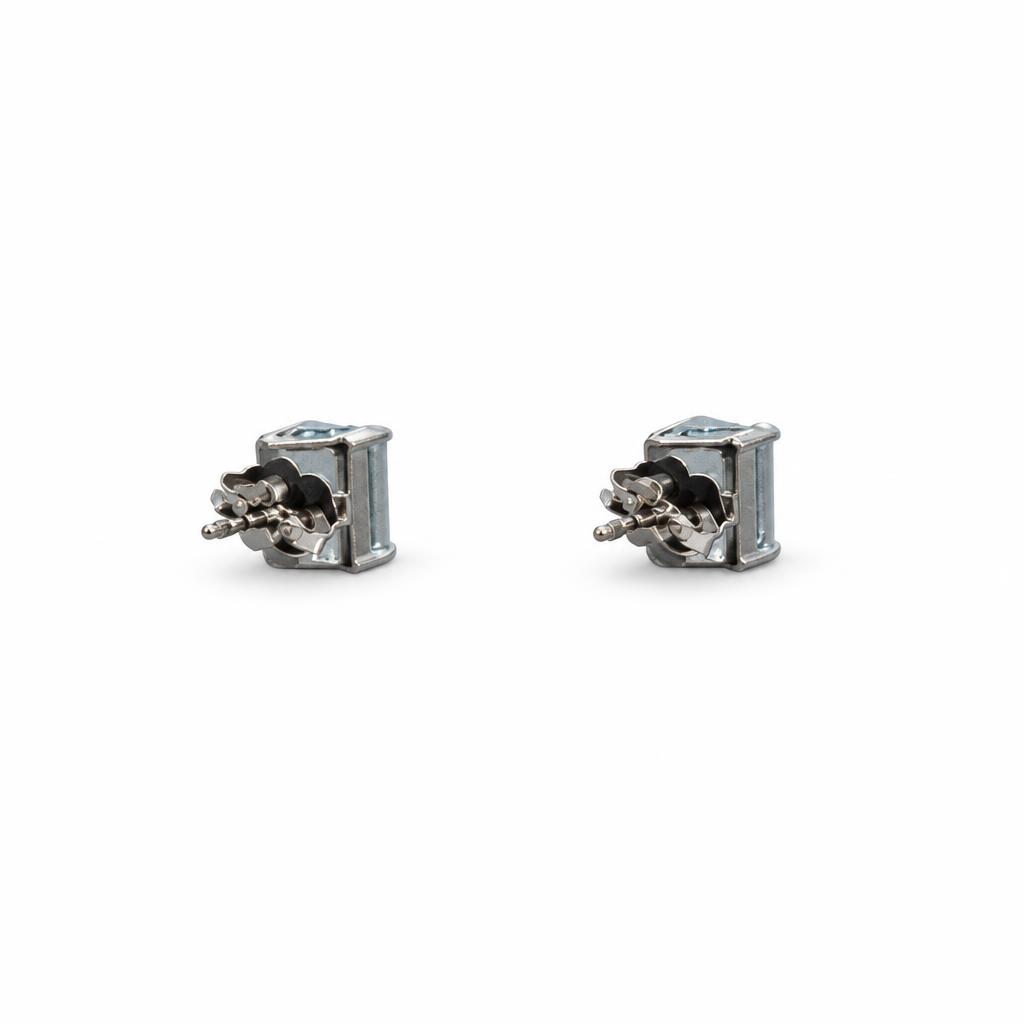 Gallery image of this Women’s 14k White Gold Stud Earrings with Aquamarine