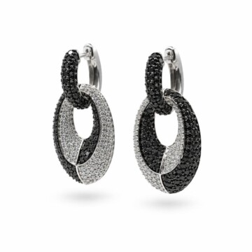 Featured image of this Women’s 18k White Gold Black & White Diamond Dangle Earrings