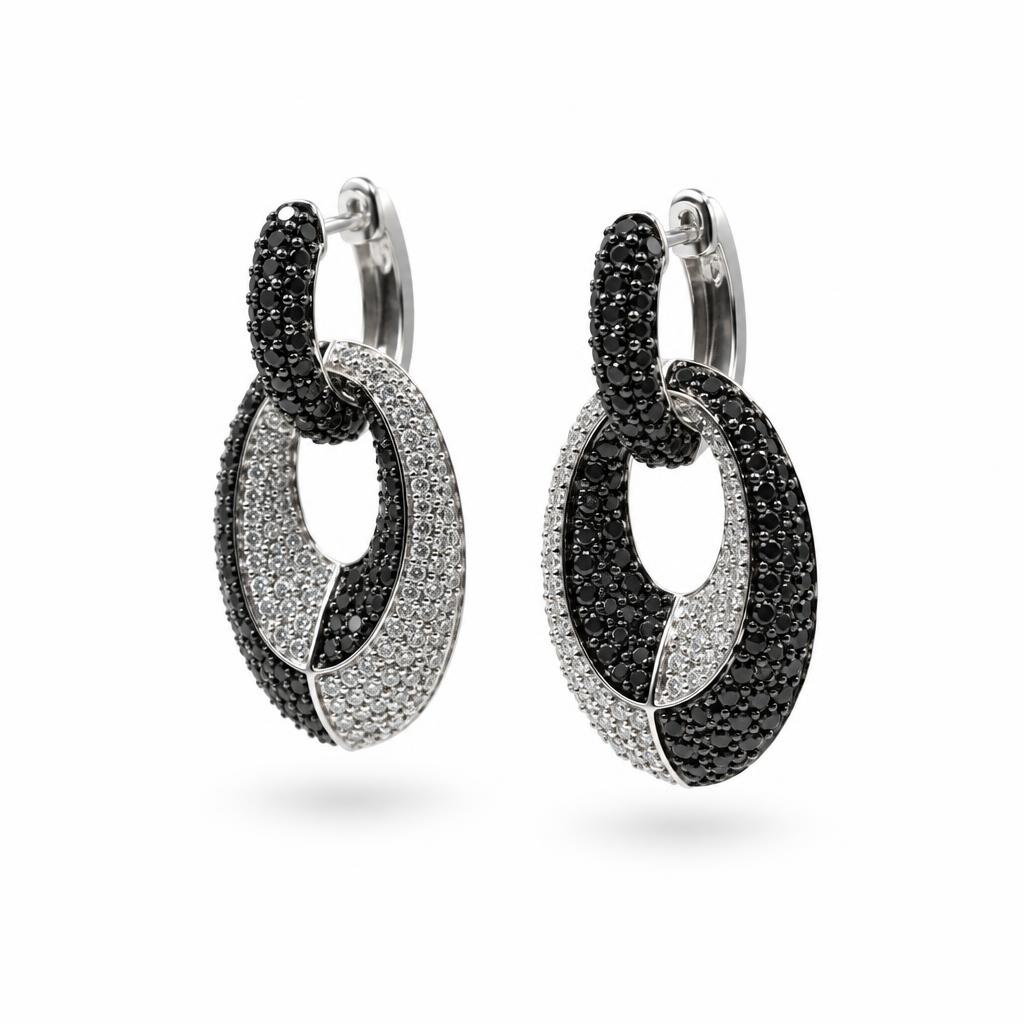 Featured image of this Women’s 18k White Gold Black & White Diamond Dangle Earrings