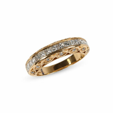 Featured image of this Women’s 14k Yellow Gold Bridal Ring with 0.80ct TDW Princess Diamond Size 6.75