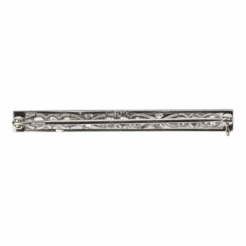 Gallery image of this Women’s Vintage Black Starr & Frost Platinum Brooch with Diamond