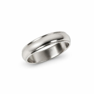 Featured image of this Men’s Platinum Band Ring Size 9.75