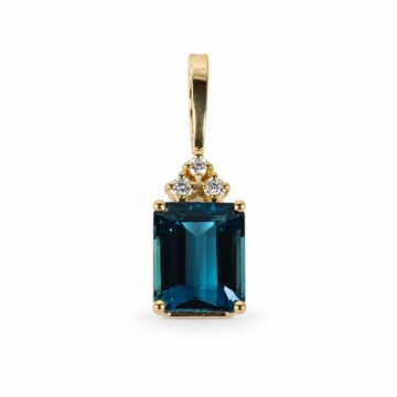 Featured image of this Women’s 14k Yellow Gold Pendant with Topaz and Diamond