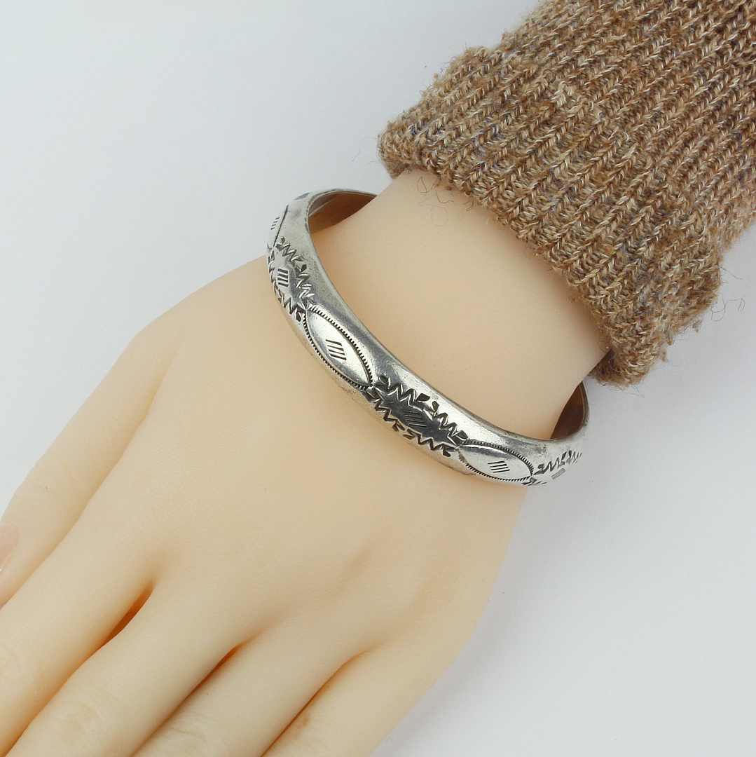W. Tahe Navajo Sterling Silver Unisex/Mens/Womens Bangle